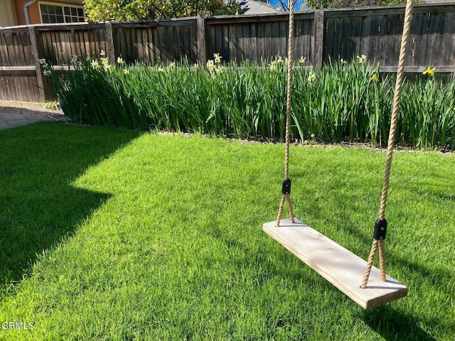 216 N Fulton St, Ojai, CA 93023 - view of yard