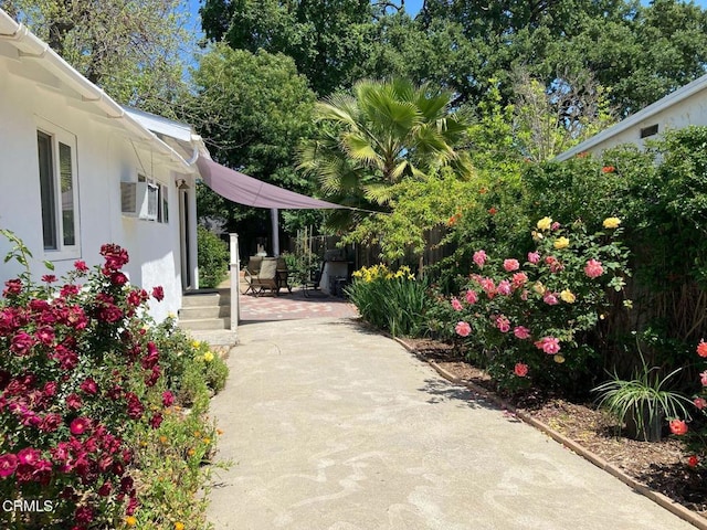 216 N Fulton St, Ojai, CA 93023 - view of patio