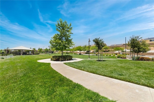 16502 Casa Grande Ave Unit 318, Fontana, CA 92336 - view of community with a yard