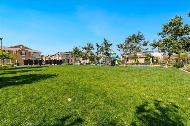 16502 Casa Grande Ave Unit 318, Fontana, CA 92336 - view of green lawn with a residential view