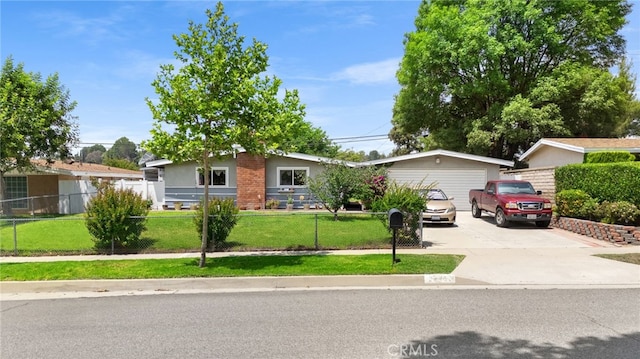 27439 Santa Clarita Rd, Saugus, CA 91350 - view of front of property with a detached garage