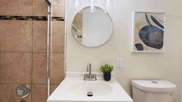 846 44th St, San Diego, CA 92102 - bathroom with toilet and vanity