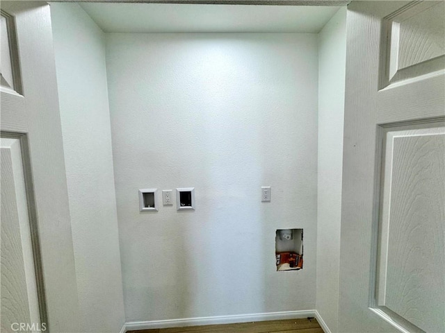 13105 Via Tuscany, Riverside, CA 92503 - laundry room featuring hookup for a washing machine and wood finished floors
