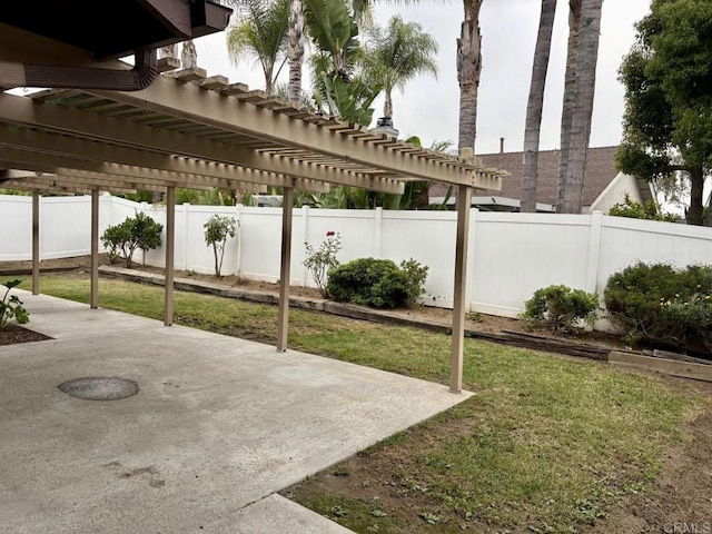 989 Ashton Ct, Vista, CA 92081 - fenced backyard featuring a patio and a pergola