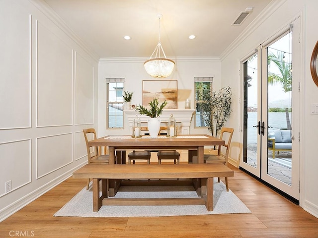 29 Via Timon, San Clemente, CA 92673 - dining space with light wood-style floors, ornamental molding, a chandelier, and recessed lighting