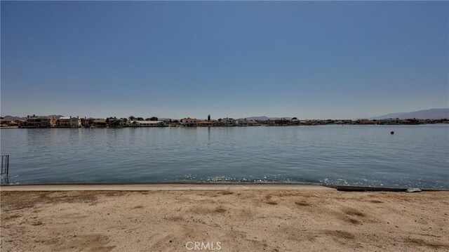 18091 Mariner Dr, Victorville, CA 92395 - photo 21