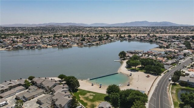 18091 Mariner Dr, Victorville, CA 92395 - photo 43