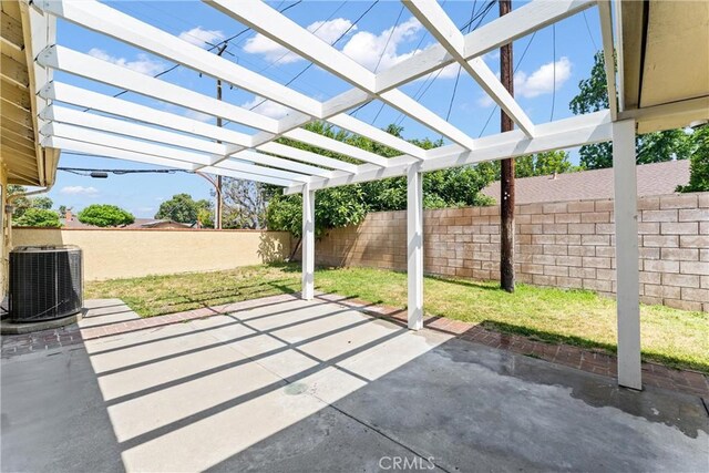 558 W Philadelphia St, Ontario, CA 91762 - fenced backyard featuring a pergola and a patio area