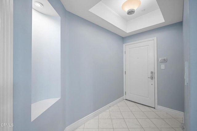 4424 Whitsett Ave Unit 102, Studio City, CA 91604 - entryway featuring baseboards