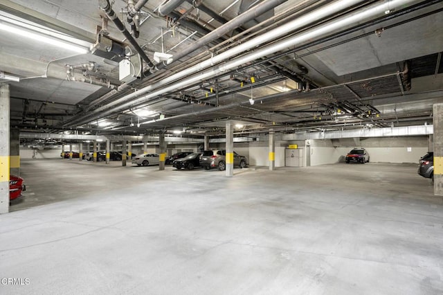 4424 Whitsett Ave Unit 102, Studio City, CA 91604 - view of parking deck