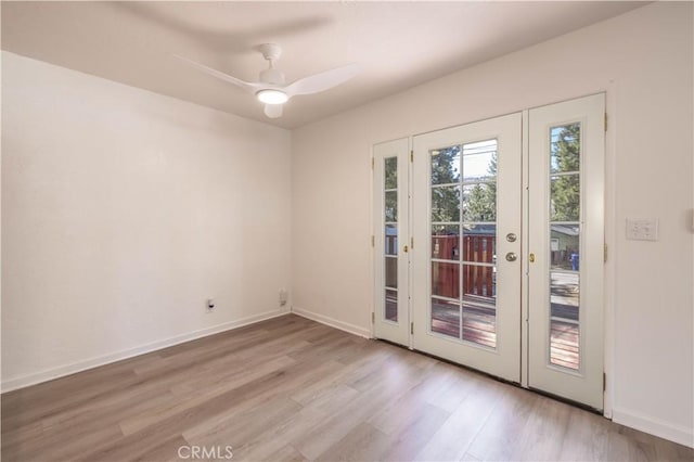 1044 E Country Club Blvd, Big Bear City, CA 92314 - entryway featuring wood finished floors and a ceiling fan