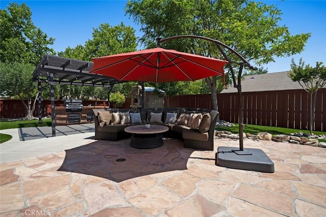 2636 Vineyard Cir, Paso Robles, CA 93446 - fenced backyard featuring an outdoor hangout area, a pergola, a patio, and exterior kitchen