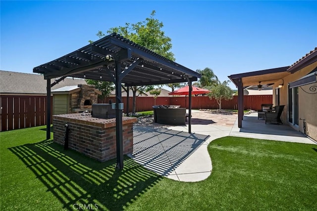 2636 Vineyard Cir, Paso Robles, CA 93446 - fenced backyard with a pergola, a patio area, and a ceiling fan