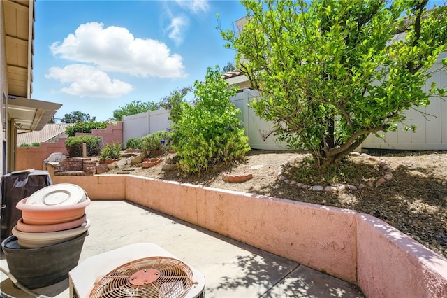 477 S Maidstone St, Banning, CA 92220 - fenced backyard with a patio area