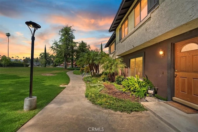 2829 Irving St, Riverside, CA 92504 - surrounding community with a yard