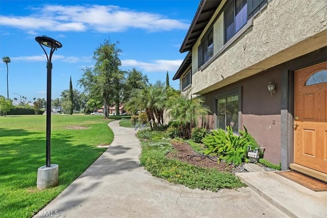 2829 Irving St, Riverside, CA 92504 - surrounding community with a yard