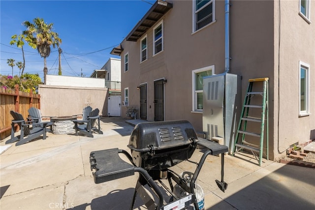 1605 E Broadway, Long Beach, CA 90802 - view of patio with an outdoor fire pit and area for grilling