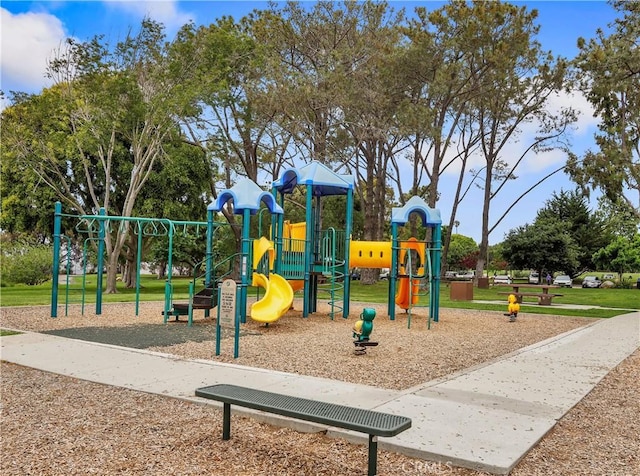 2867 Turnbull St, Oceanside, CA 92054 - view of communal playground