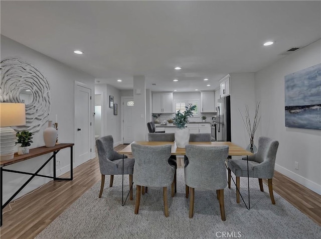 2867 Turnbull St, Oceanside, CA 92054 - dining area featuring light wood-type flooring and recessed lighting