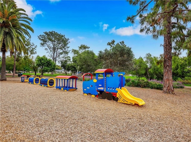 2867 Turnbull St, Oceanside, CA 92054 - view of jungle gym