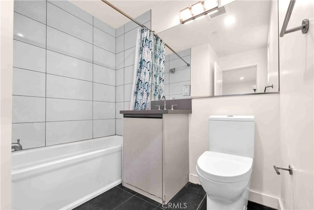 1131/2 N Manhattan Pl, Los Angeles, CA 90004 - full bath with tile patterned floors, shower / bathtub combination with curtain, and vanity