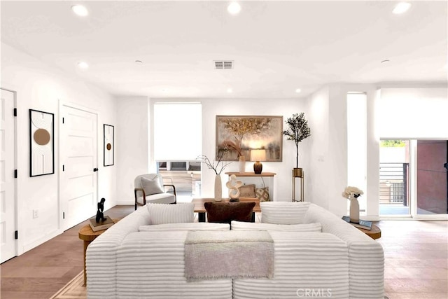 1131/2 N Manhattan Pl, Los Angeles, CA 90004 - living area featuring recessed lighting and wood finished floors