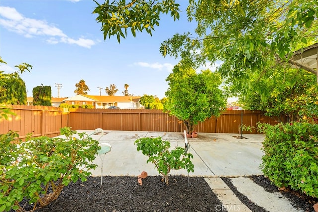 28610 Portsmouth Dr, Menifee, CA 92586 - fenced backyard with a patio