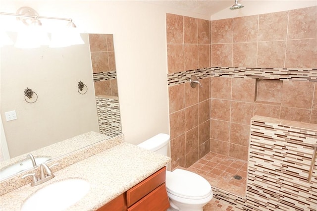 19385 Live Oak Ln, Lake Elsinore, CA 92530 - full bath with a tile shower and vanity