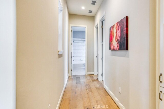 916 Trail View Pl, Nipomo, CA 93444 - hall with light wood-style flooring and baseboards