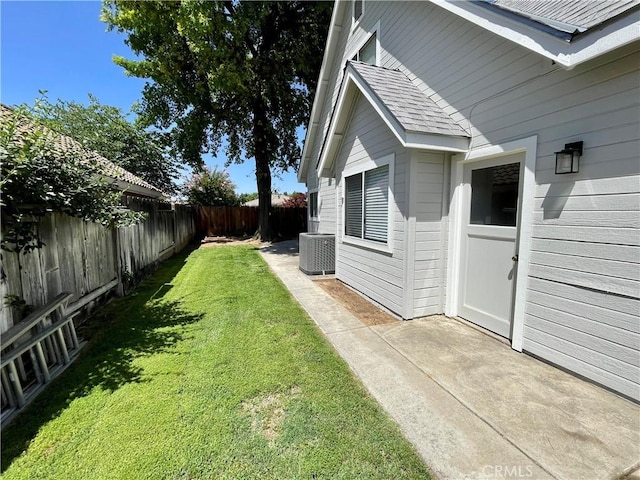 659 Royal Arch Ct, Merced, CA 95340 - view of fenced backyard