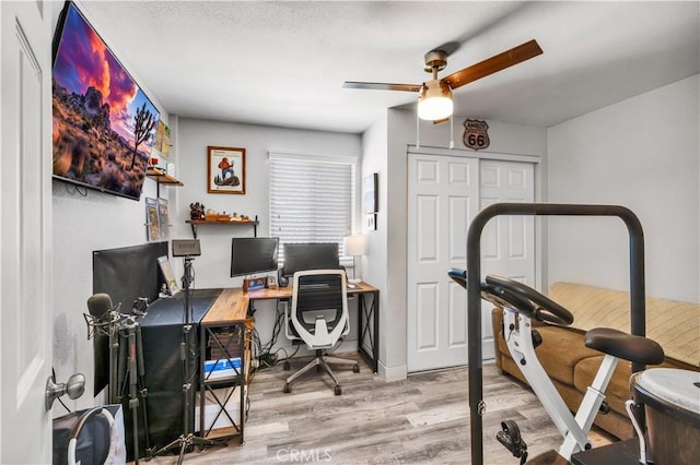 56565 Antelope Trl, Yucca Valley, CA 92284 - office area featuring wood finished floors and ceiling fan