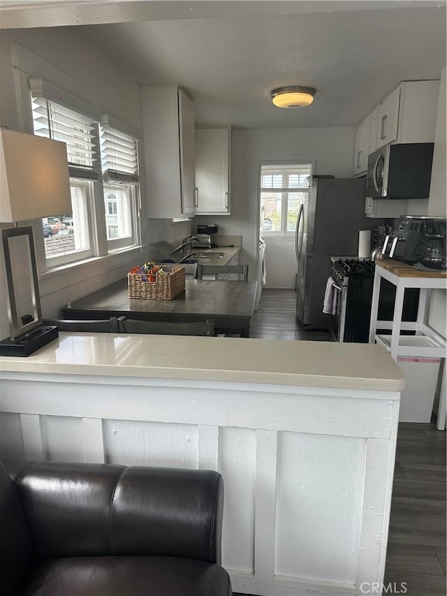 1825 W Balboa, Newport Beach, CA 92663