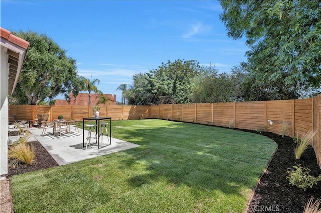 25652 Cervantes Ln, Mission Viejo, CA 92691 - fenced backyard featuring a patio area
