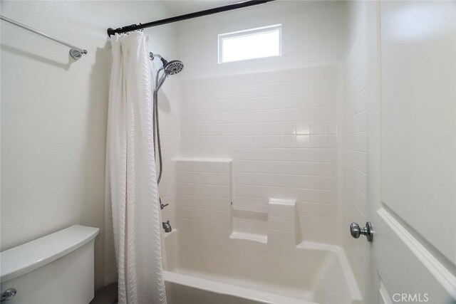 2928 Royal Ave, Simi Valley, CA 93065 - bathroom with toilet and shower / tub combo with curtain