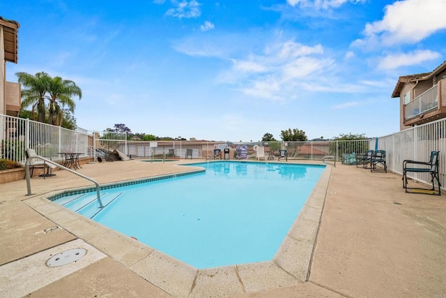 31916 Del Cielo Este Unit 38, Bonsall, CA 92003 - community pool featuring a patio area