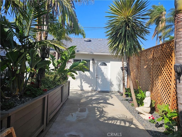 2774 Sawtelle Blvd, Los Angeles, CA 90064 - view of garage