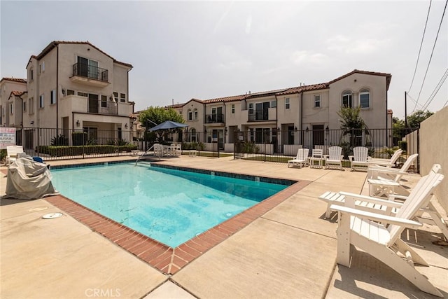 7019 Passons Blvd, Pico Rivera, CA 90660 - community pool featuring a patio area