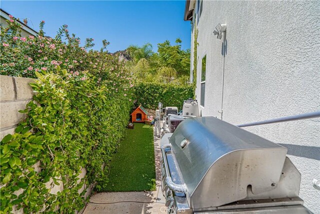 26511 Brooks Cir, Stevenson Ranch, CA 91381 - view of yard