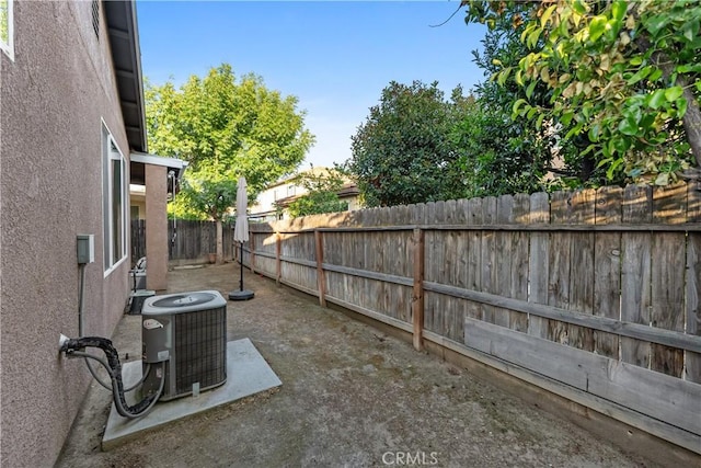 2175 Lester Ave, Clovis, CA 93619 - view of fenced backyard
