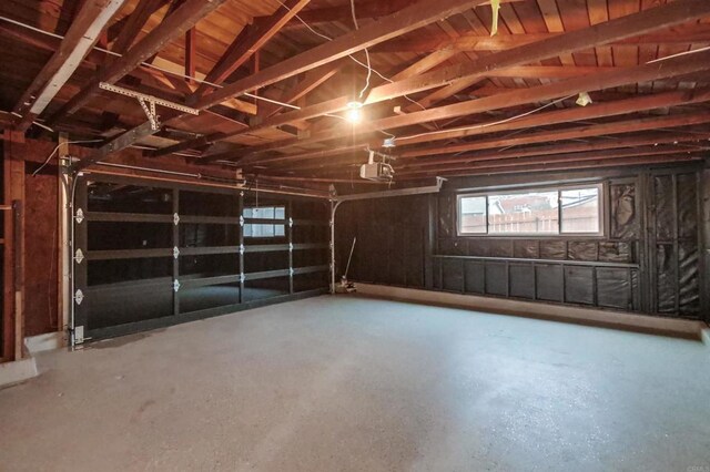 6548 Bantam Lake Cir, San Diego, CA 92119 - garage with a garage door opener
