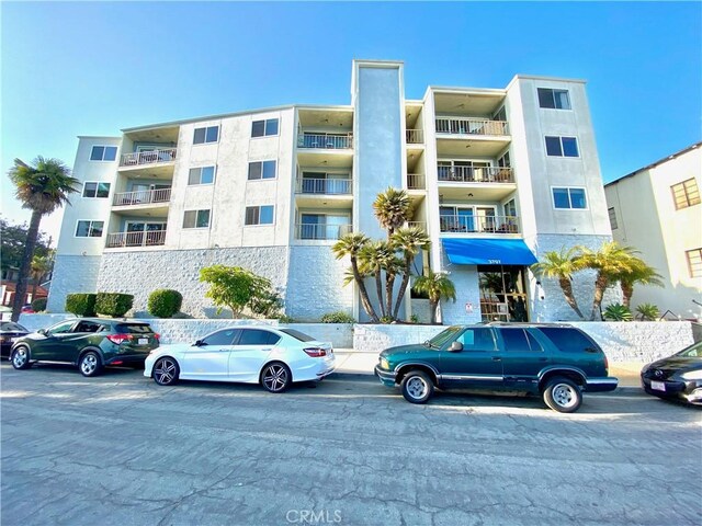 3707 E Livingston Dr Unit 403, Long Beach, CA 90803 - view of apartment building / complex
