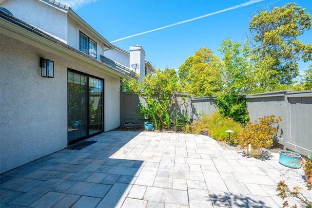 247 Oakwood Ct, Arroyo Grande, CA 93420 - fenced backyard with a patio
