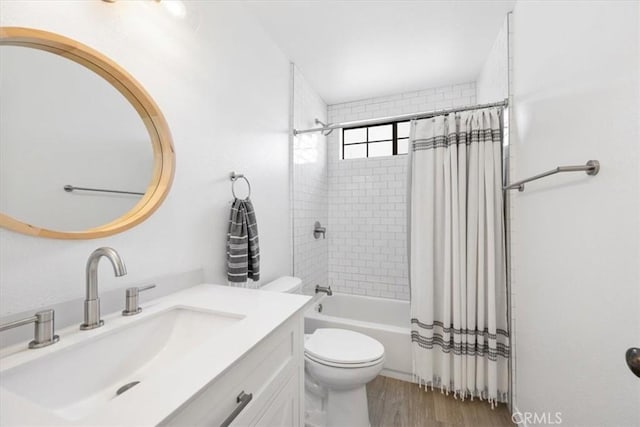 247 Oakwood Ct, Arroyo Grande, CA 93420 - bathroom featuring vanity, shower / bath combination with curtain, and wood finished floors