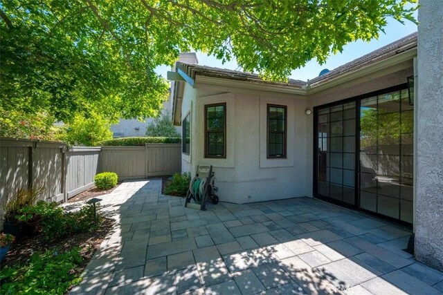 247 Oakwood Ct, Arroyo Grande, CA 93420 - fenced backyard featuring a patio