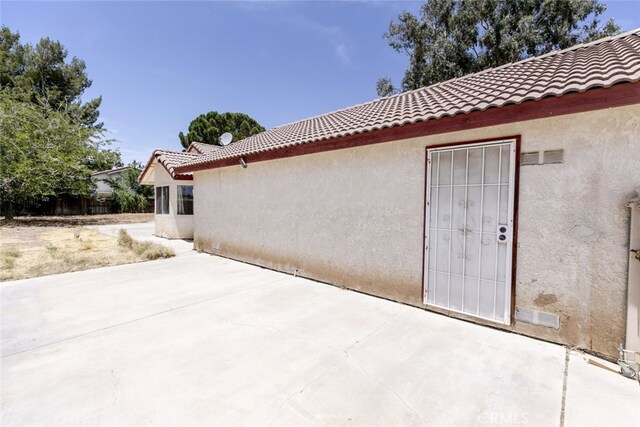 44105 Acacia St, Lancaster, CA 93535 - view of patio / terrace