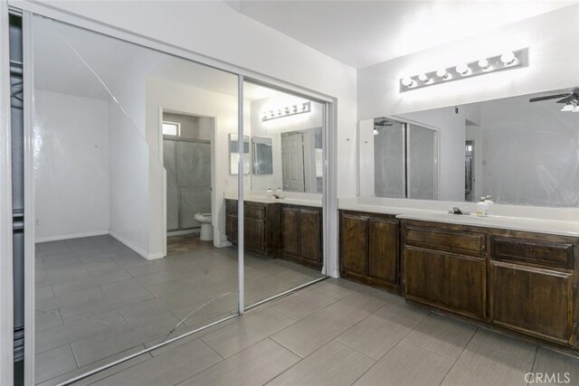 44105 Acacia St, Lancaster, CA 93535 - full bathroom featuring vanity and a ceiling fan