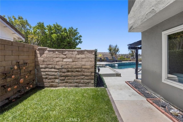 1041 S Falling Leaf Cir, Anaheim Hills, CA 92807 - view of yard featuring a patio