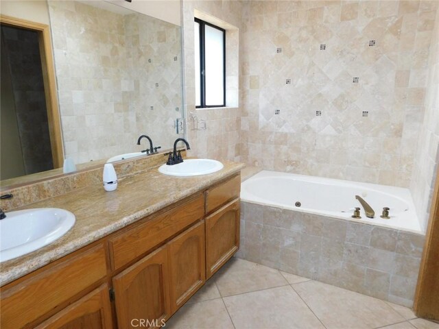10883 Milpas Dr, Apple Valley, CA 92308 - photo 5
