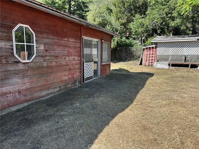 13923 Meadow Ln, Lytle Creek, CA 92358 - view of yard