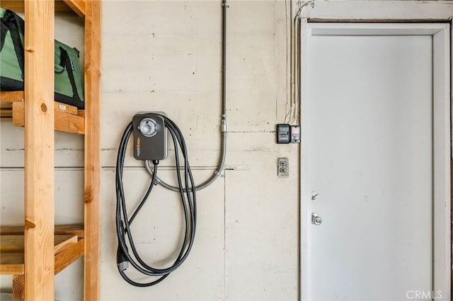 4115 E 10th St, Long Beach, CA 90804 - garage view of car charger